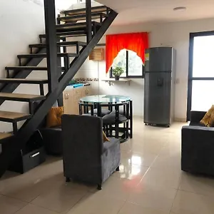 Apto Encantador En - Cerca Del Aeropuerto Apartamento