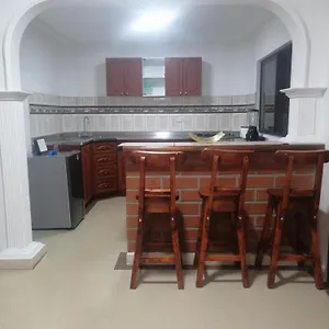 Cerca A Aeropuerto Apartamento